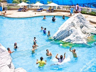 White Rock Waterpark and Beach Hotel Poll volley ball